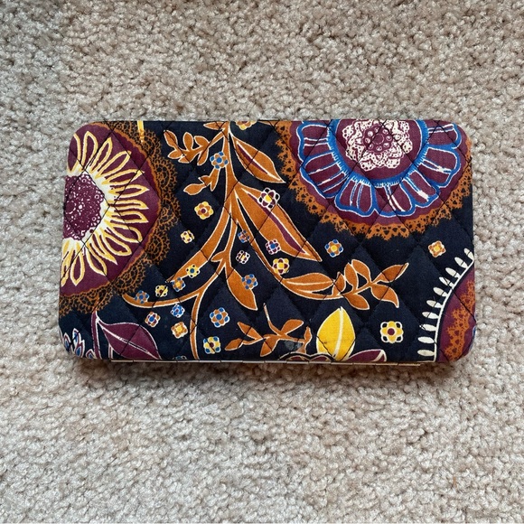 Vera Bradley Flat Clip Wallet - Picture 1 of 3